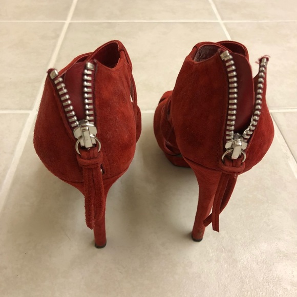 Red BCBG heals - Picture 4 of 8